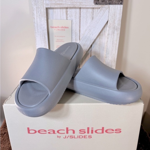 J SLIDE SQUISH BEACH SLIDE GREY EVA VERY COMFORTABLE Size 8 and 10 New in box - Picture 6 of 6
